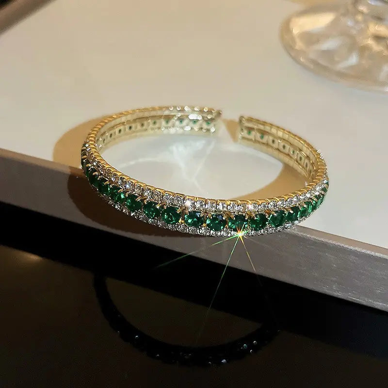 2024 New Luxury Diamond-Studded Bracelet Design
