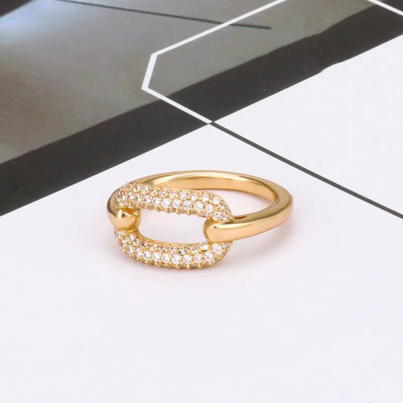 APM Hedes Geometric Lock Ring with Zircon Crystals